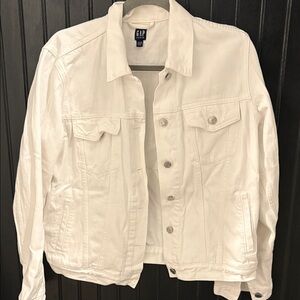 GAP Woman’s Classic White Jacket